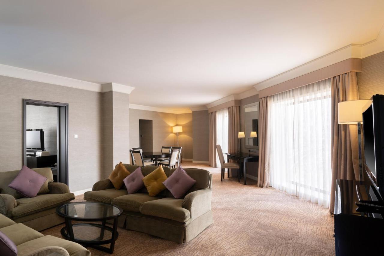 Le Meridien Jidda Exteriör bild A suite at the InterContinental Paris Le Grand