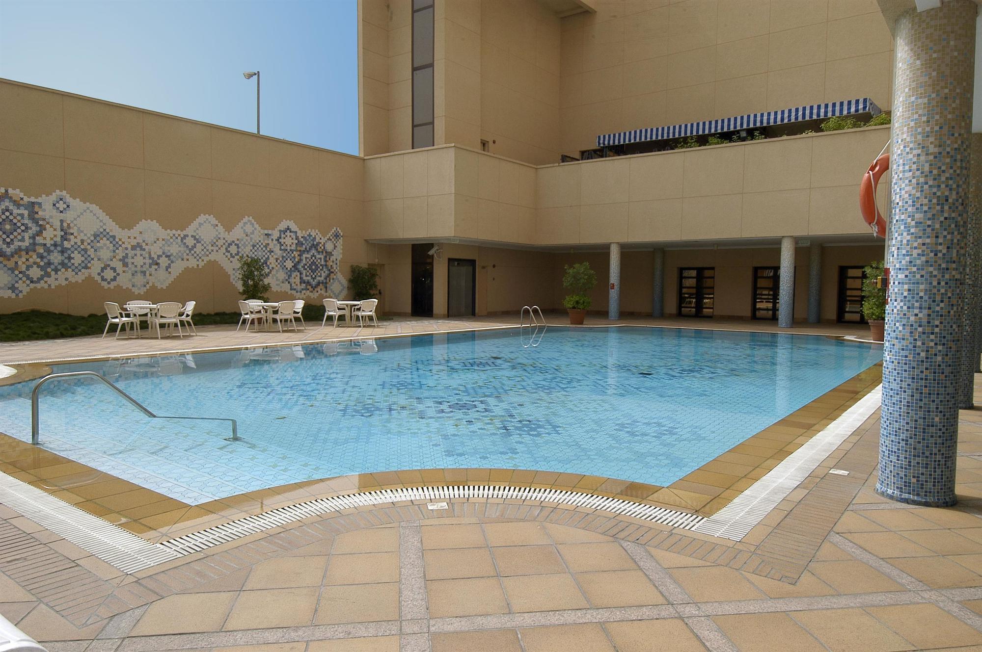 Le Meridien Jidda Bekvämligheter bild Swimming pool